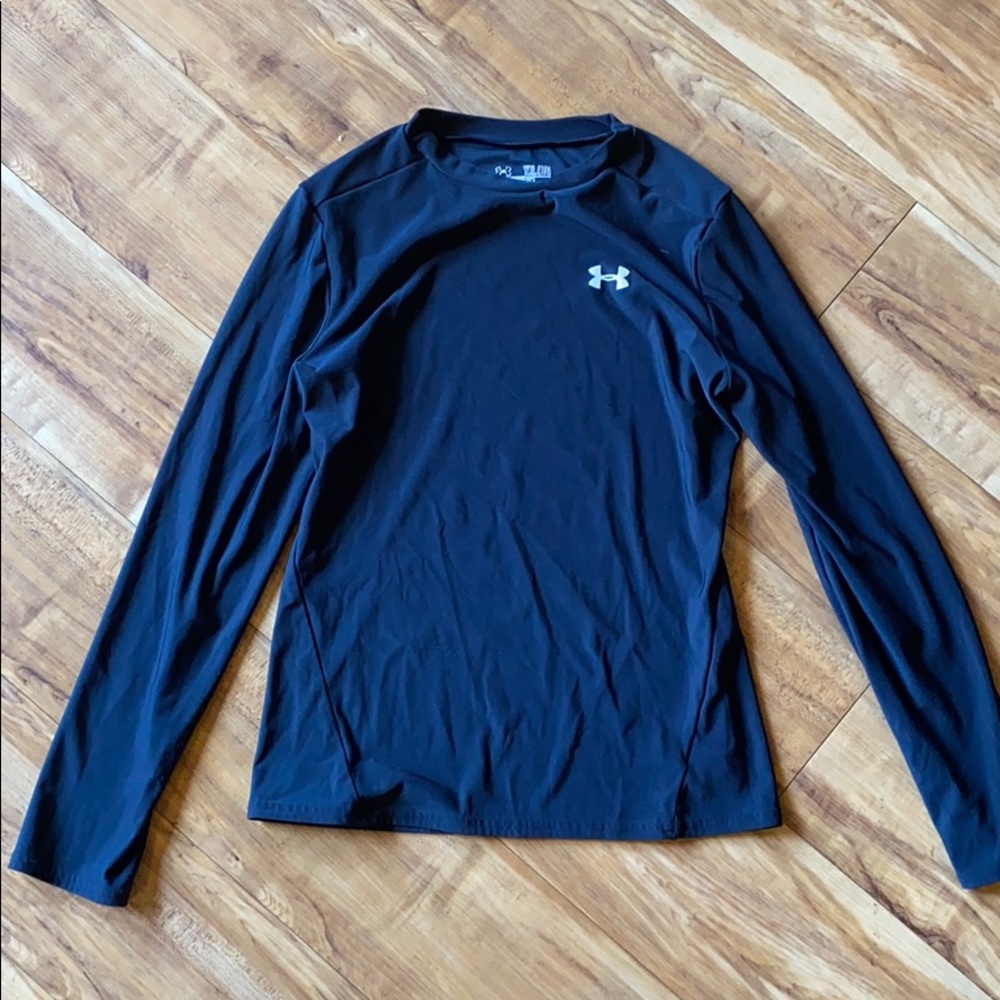 Under Armour youth XL long sleeve